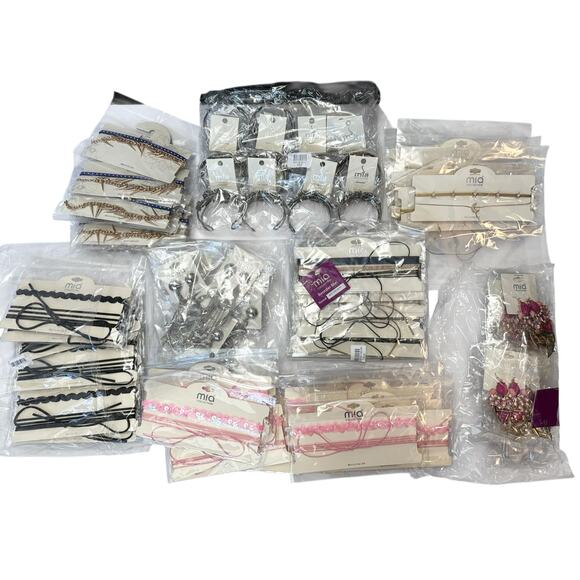 MIA Jewelry - Wholesale LOT Fashion Jewelry 88 pcs New with tags Bulk Reseller Bundle
